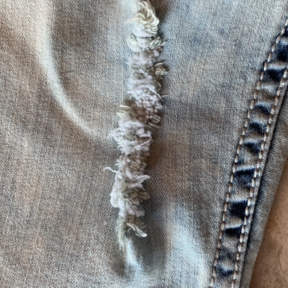 New Rue21 womens light wash distressed jeans juniors size 5/6 beachy coastal - Picture 13 of 15